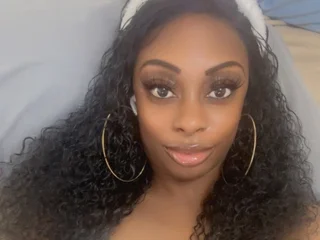Bree_Summers profile