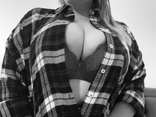 TrixxxyXo profile
