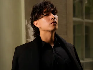 Uzagi profile