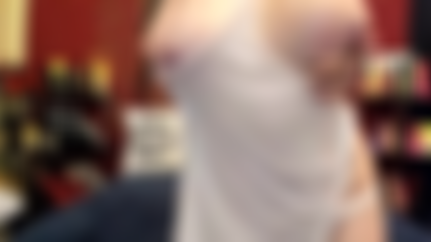 ( Gs.542) GoldieStar tritt in der goldshow auf – 9:01 minuten. Gilf, große titten, haarige muschi, großer rosa dildo, nackte füße, spritzen, öl, anal, doppelpenetration (29.04.2022).