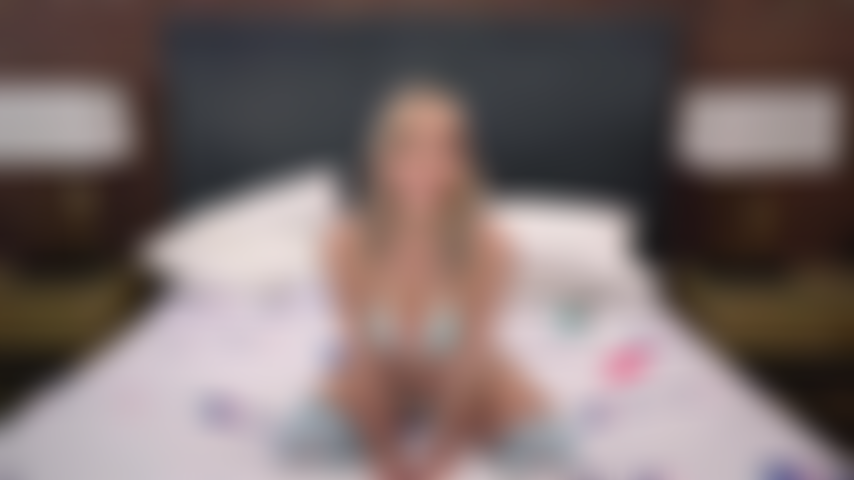 Isabella, nett, und nach einem opal-spitroast, jamie jett, mit umschnalldildos bei einer live-cam-show am wochenende.
